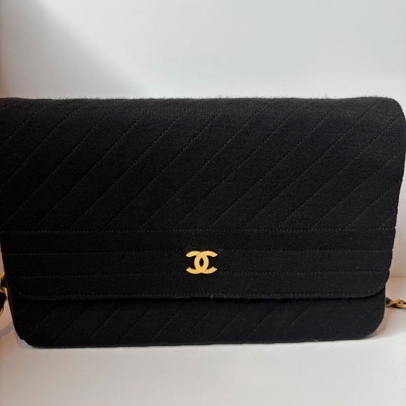 Chanel Single Flap Diagonal Stitch Vintage Jersey Crossbody Bag Gold Hardware - Picture 2 of 16